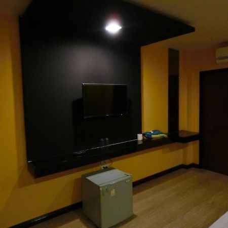 Newyork Suite Hotel Ban Ko  Exteriör bild