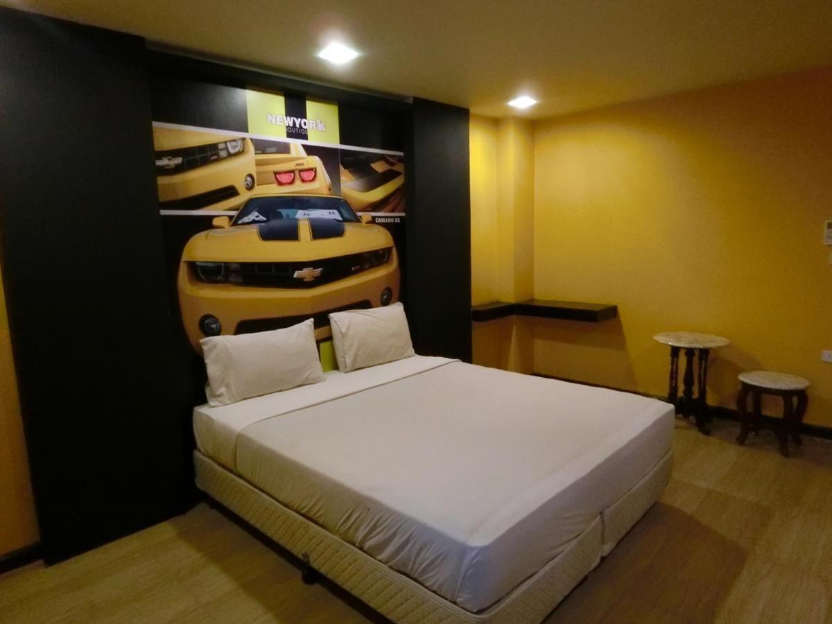 Newyork Suite Hotel Ban Ko  Exteriör bild