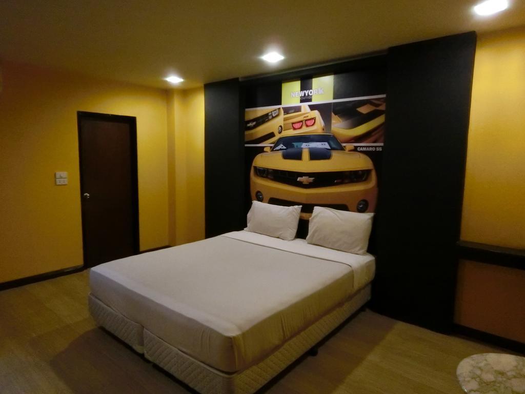 Newyork Suite Hotel Ban Ko  Rum bild